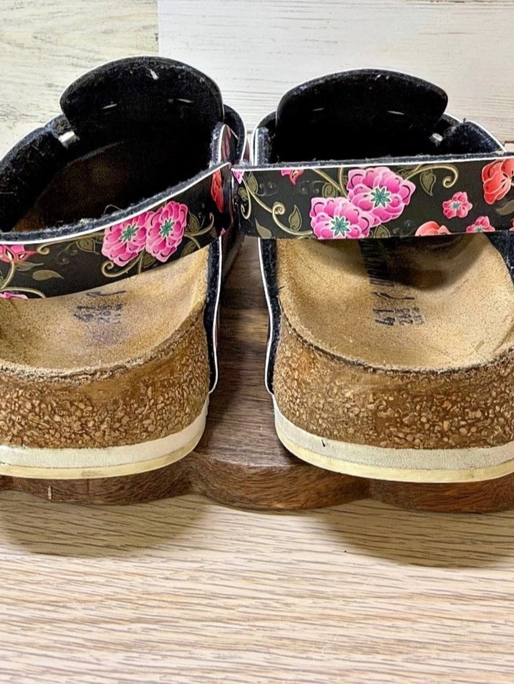 Birkenstock Kay Prof Blooming Roses Black Floral Clogs - Picture 4 of 8